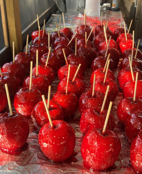 Candy Apples.png